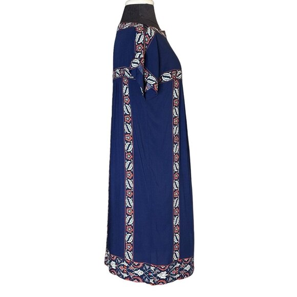Max Studio Boho Shift Dress Size M Navy Blue Bohemian Floral Detail Boat Neck - Picture 3 of 8